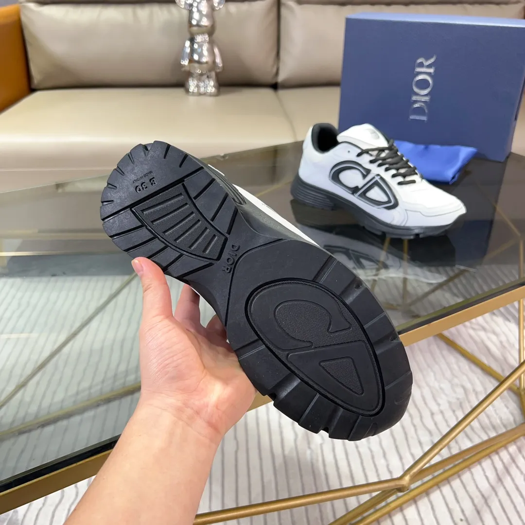 Men's Shoes💰P460💰【DIOR】Dior's new B30 low-top sneakers✅ are carefully made of gray mesh fabric and white technical fabric, decorated with reflective "CD30" graphic logo, and "DIO~B30" and "CD30" logos on the heel and tongue. An extra-light, sculpted rubber sole with signature accents adds style, while internal stretch details create ideal comfort. It can be matched with various casual styles to show a fashionable and modern sports style. Code number: 38-44 (45 can be customized)